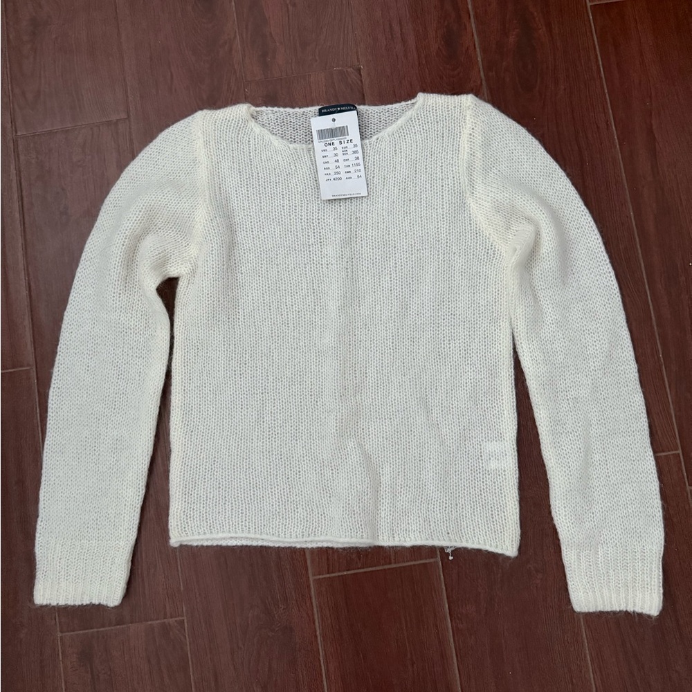 Brandy Melville Cream Women's Sweater